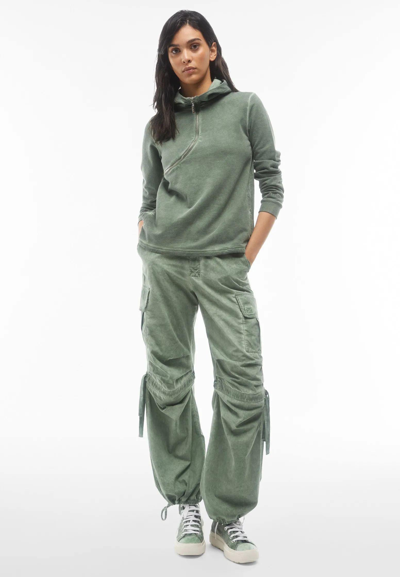 Freddy Pantaloni cargo da donna in tessuto popeline effetto used-Donna Pantaloni Cargo|Pantaloni Sportivi
